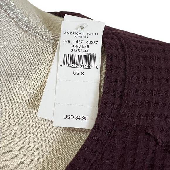 AMERICIAN EAGLE Soft & Sexy Waffle Knit Long Sleeve Tee Top Burgundy NWT Small - Picture 5 of 11